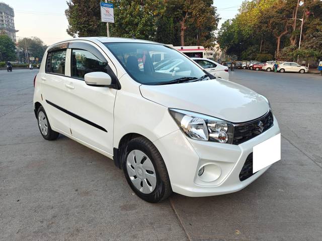 https://images10.gaadi.com/usedcar_image/4361577/original/processed_fc55f9cb7ac69059fd9b6fb9eb932092.jpg?imwidth=6400