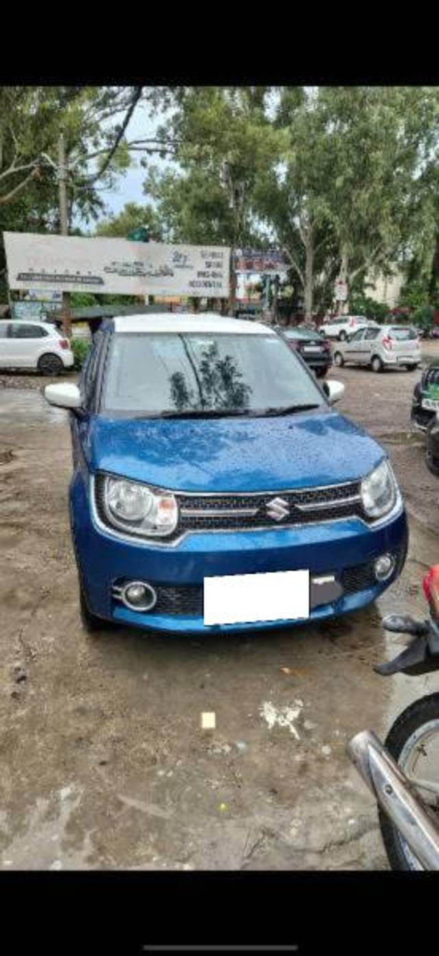 https://images10.gaadi.com/usedcar_image/4361714/original/processed_ba87ddd7-1f79-4699-a87c-d3c621e184d1.jpg?imwidth=6400