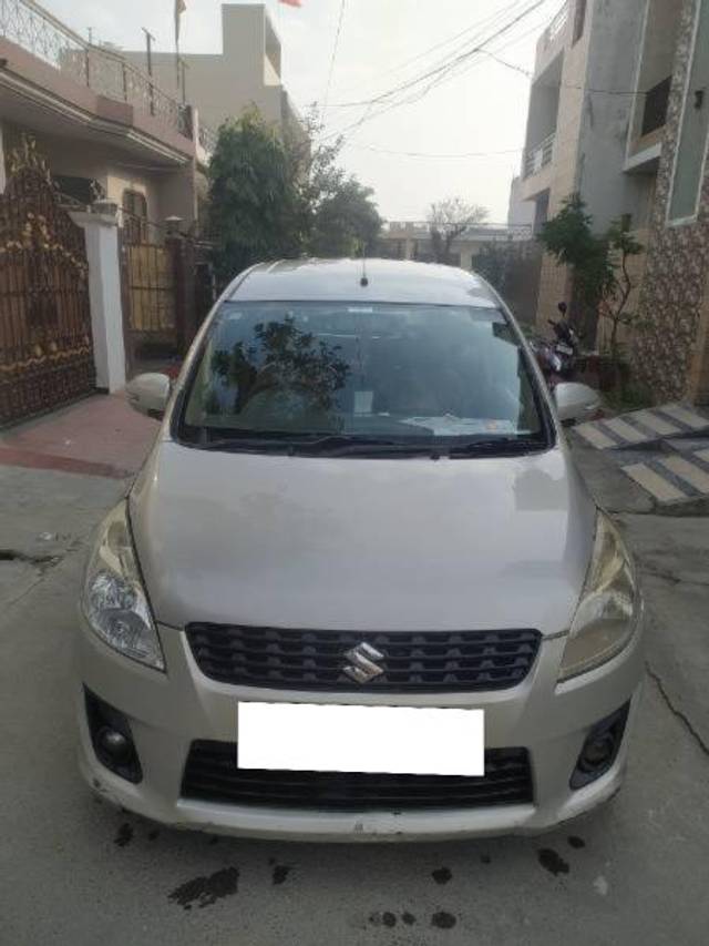 https://images10.gaadi.com/usedcar_image/4361763/original/processed_c6a19c52-164d-4ade-bc02-6a0632e91539.jpg?imwidth=6400