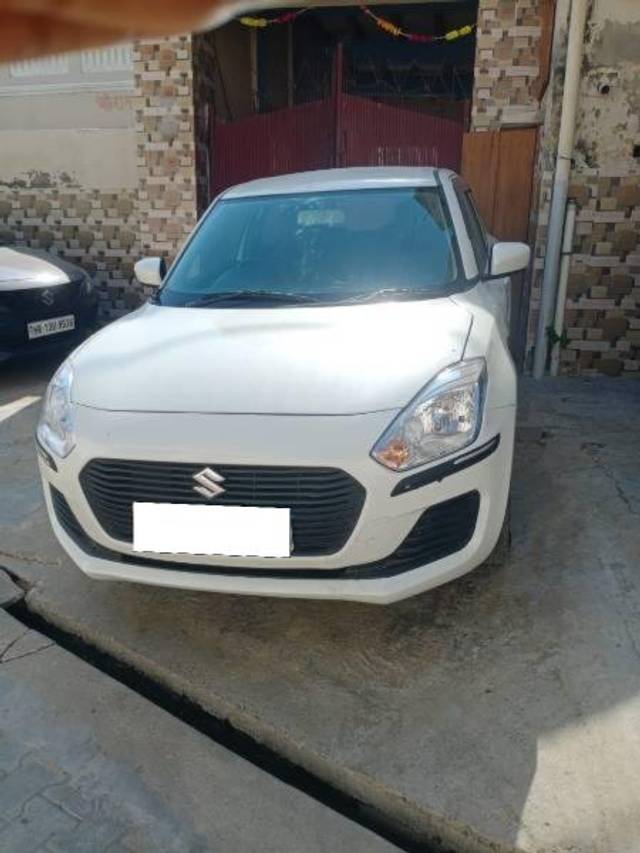 https://images10.gaadi.com/usedcar_image/4361910/original/processed_1eb1f028-ead1-44ad-90a9-75efc712a187.jpg?imwidth=6400