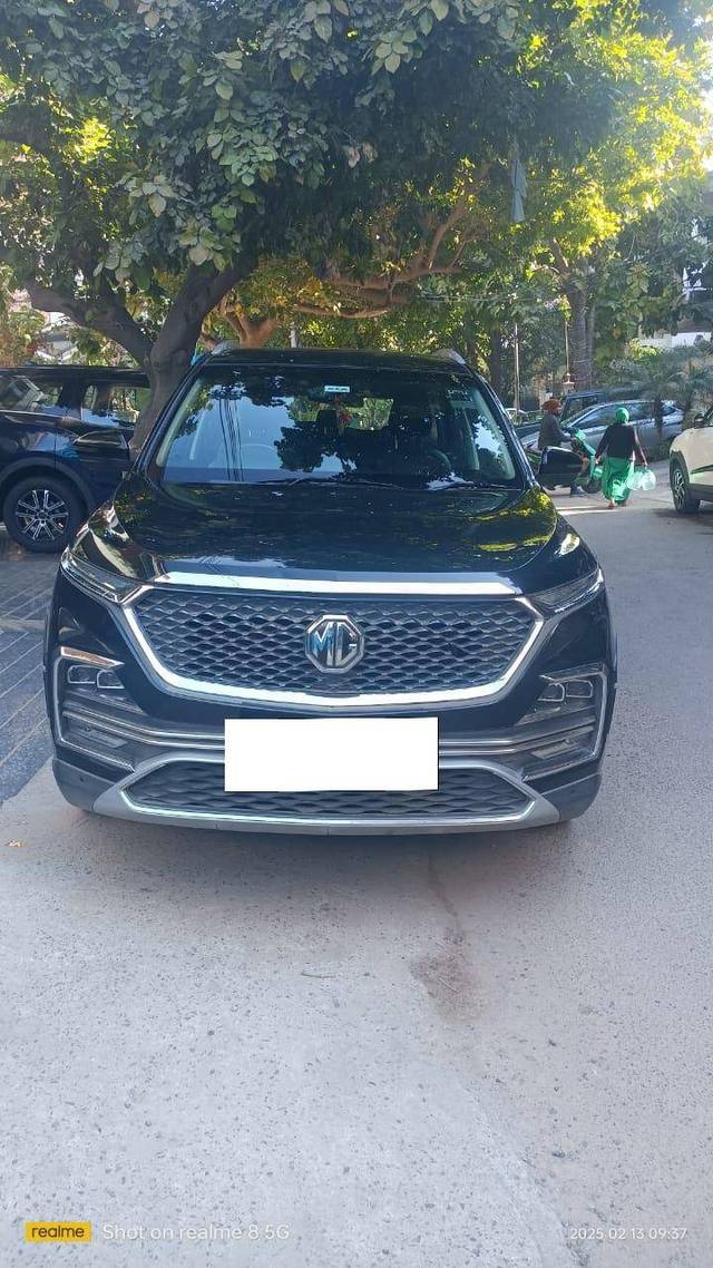 https://images10.gaadi.com/usedcar_image/4361968/original/f2997d2d5a8308e56c579c0f02b8dc25.jpg?imwidth=6400