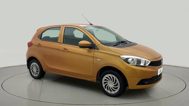 https://images10.gaadi.com/usedcar_image/4362094/original/8c701e4410d0ebf6aec82726439feeb3.jpg?imwidth=6400