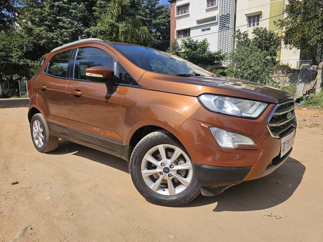 https://images10.gaadi.com/usedcar_image/4362212/original/processed_906445588af7f9a2ad04c583c879681d.jpg?imwidth=6400