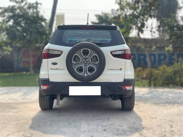 https://images10.gaadi.com/usedcar_image/4362349/original/processed_c43eb81e9b9ce8e67f021d06d4de2b09.jpg?imwidth=6401