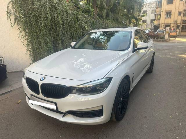 https://images10.gaadi.com/usedcar_image/4362354/original/processed_2158e4dcedf3de91a0e387746359977c.jpeg?imwidth=6402