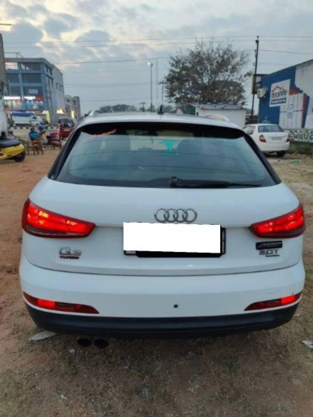 https://images10.gaadi.com/usedcar_image/4362405/original/processed_6e55a605-f814-4daa-b3ec-f6f2a349c833.jpg?imwidth=6401