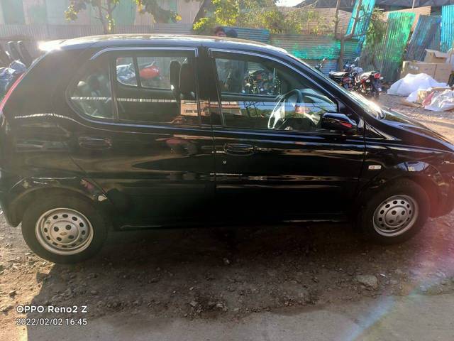 https://images10.gaadi.com/usedcar_image/4362430/original/c0787091732ac28590c1400a6a232880.jpg?imwidth=6400