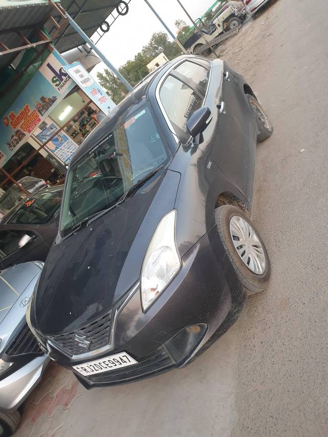 https://images10.gaadi.com/usedcar_image/4362472/original/processed_d2908bda9a9bd7e37b74a5fa50a77821.jpg?imwidth=6402