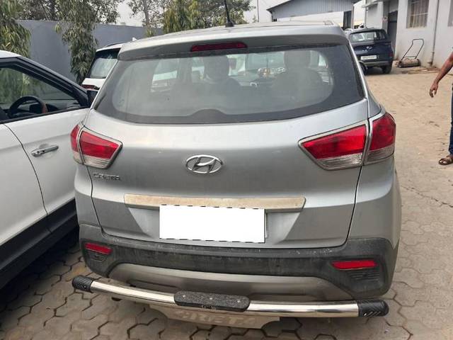 https://images10.gaadi.com/usedcar_image/4362597/original/processed_58a20173-ec71-4f1b-9dd2-a8b54cc4c69f.jpg?imwidth=6401