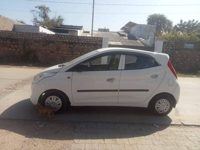 https://images10.gaadi.com/usedcar_image/4362658/original/processed_17288cd2908491376dca7acfb00e5dce.jpg?imwidth=6402