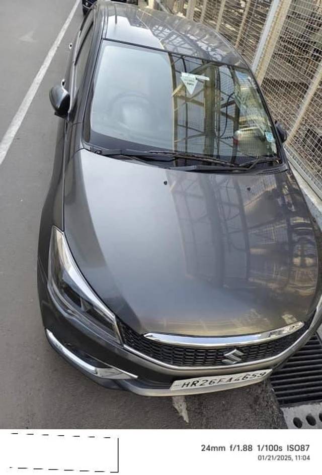 https://images10.gaadi.com/usedcar_image/4362661/original/processed_9d363ae46f2e01036e3e5b4e21ee9484.jpg?imwidth=6402