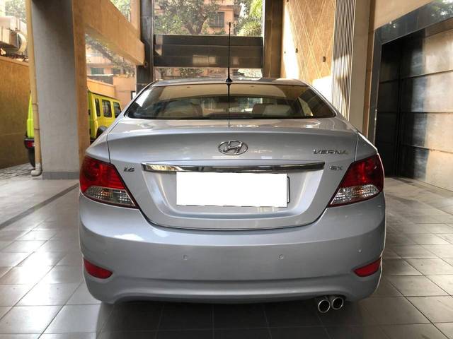 https://images10.gaadi.com/usedcar_image/4362666/original/processed_d1662ca07fd3c6ab5dcde7b3bc1bc951.jpg?imwidth=6402