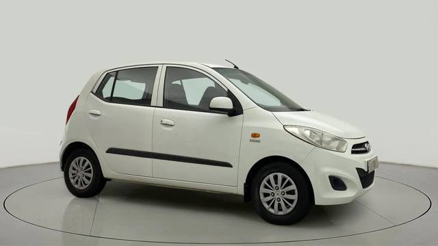 https://images10.gaadi.com/usedcar_image/4362741/original/46edfc99e7bb03468ae1f00e0e73c84d.jpg?imwidth=6400