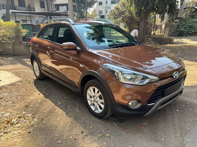 https://images10.gaadi.com/usedcar_image/4362761/original/2f7d121dcc018e4de91fbe29fbc67eb8.jpg?imwidth=6400