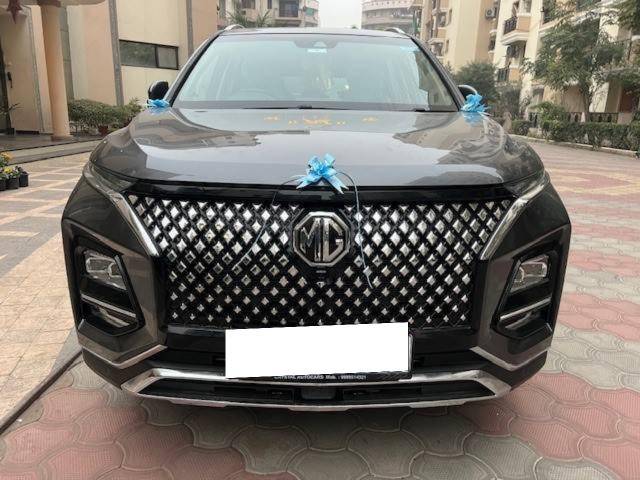 https://images10.gaadi.com/usedcar_image/4362845/original/processed_258e6440-6a00-4196-aa61-b6f31c1dabf0.jpg?imwidth=6400