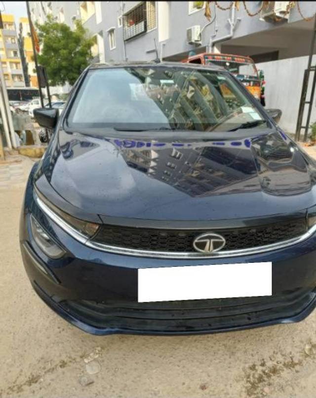 https://images10.gaadi.com/usedcar_image/4362932/original/processed_050aad34-d11b-4287-acc2-b16c5a01ed36.jpg?imwidth=6400