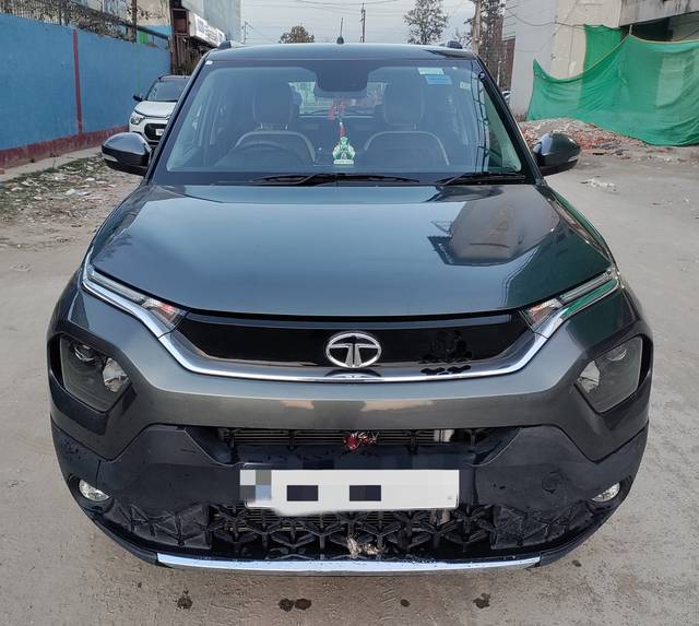 https://images10.gaadi.com/usedcar_image/4362945/original/5aab536d59e7f4b5f7306c90940d93a1.jpg?imwidth=6400