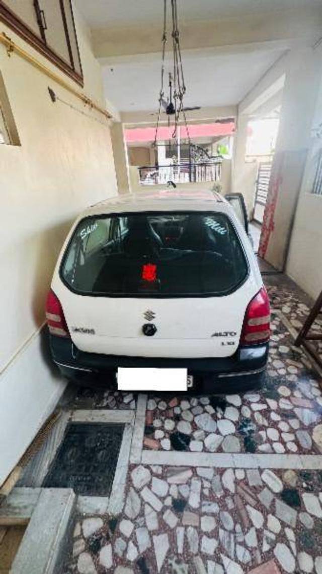 https://images10.gaadi.com/usedcar_image/4362980/original/4d5ea2b3278a3ffb042b1aceae655913.jpeg?imwidth=6401