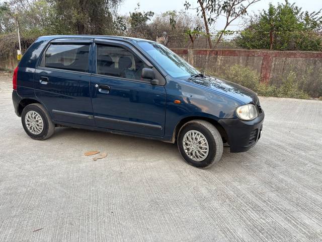 https://images10.gaadi.com/usedcar_image/4362986/original/6e52f492a19ec457cc69ff04cb70e794.jpg?imwidth=6402