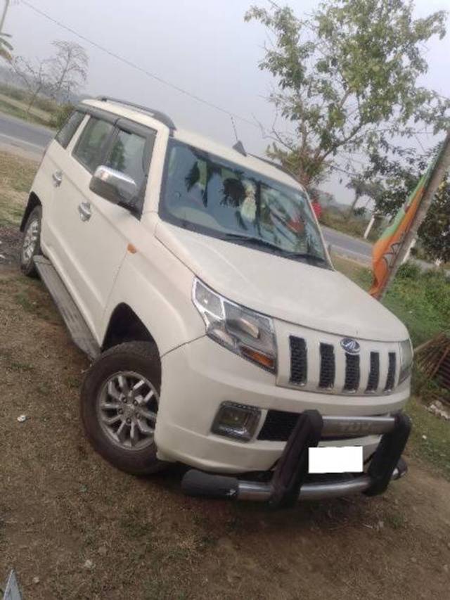 https://images10.gaadi.com/usedcar_image/4363017/original/processed_f9c44158-837c-42e6-adf4-bdb12f162fbc.jpg?imwidth=6400