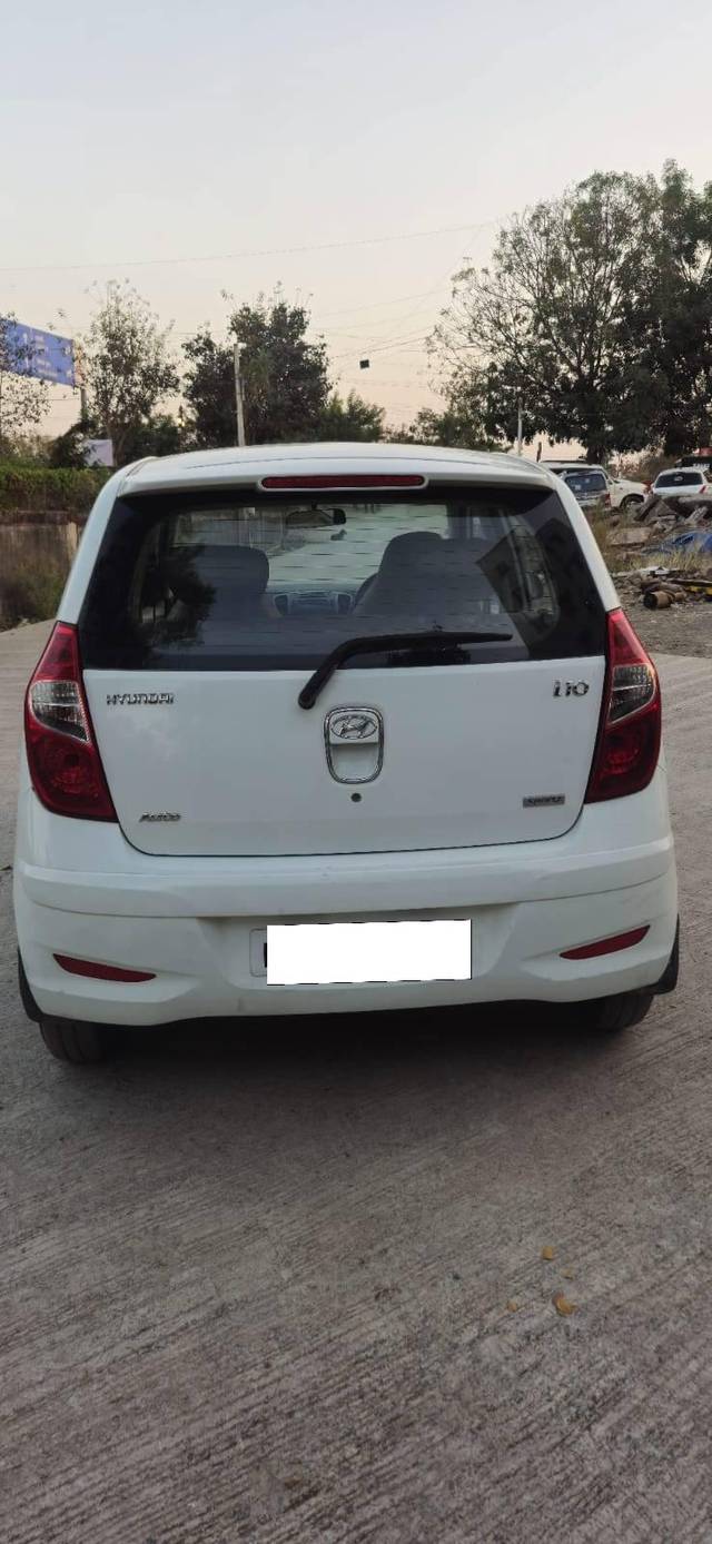 https://images10.gaadi.com/usedcar_image/4363081/original/processed_30d754a484bfcb24b31d1ba8cc2b2113.jpg?imwidth=6402