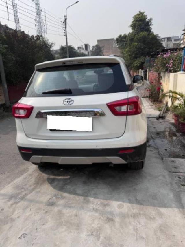 https://images10.gaadi.com/usedcar_image/4363100/original/processed_38acca9a-6694-4fd9-85a7-41aab435598a.jpg?imwidth=6401