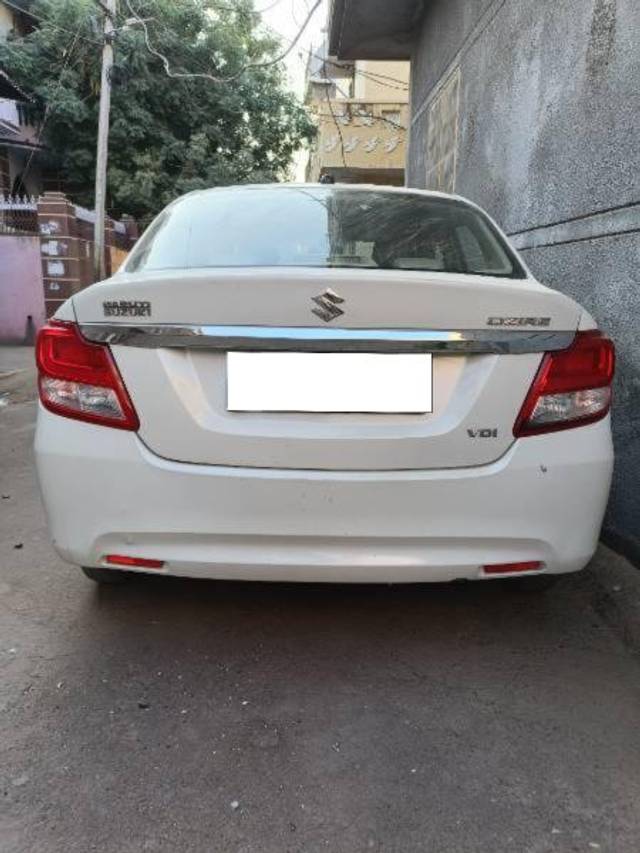 https://images10.gaadi.com/usedcar_image/4363115/original/processed_748d109f-7e94-4955-895e-d757907d7236.jpg?imwidth=6401