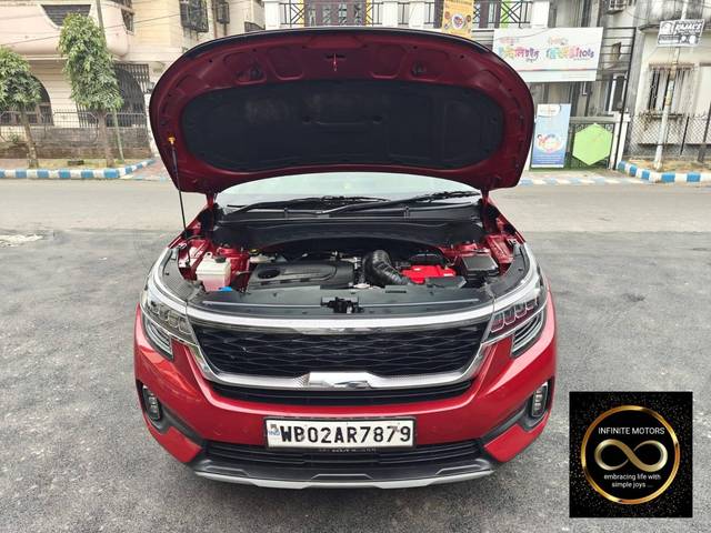 https://images10.gaadi.com/usedcar_image/4363131/original/processed_6ab0527e4283ea15b0792a84a10139f7.jpg?imwidth=6402