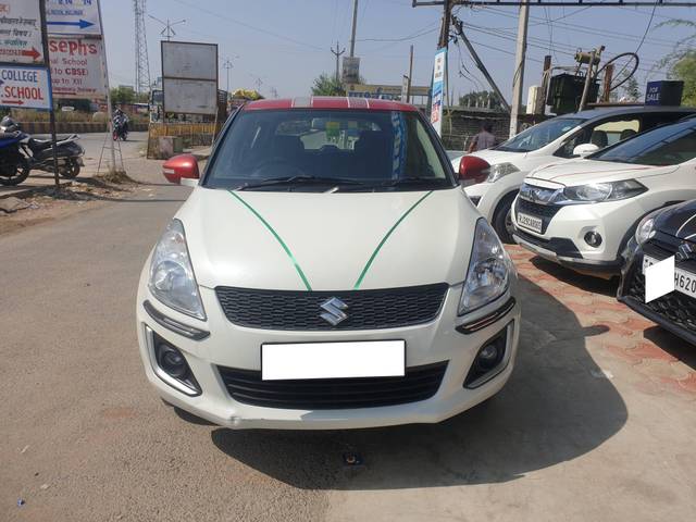 https://images10.gaadi.com/usedcar_image/4363138/original/processed_787fd2ebb877570967cd6c801d89859d.jpg?imwidth=6402