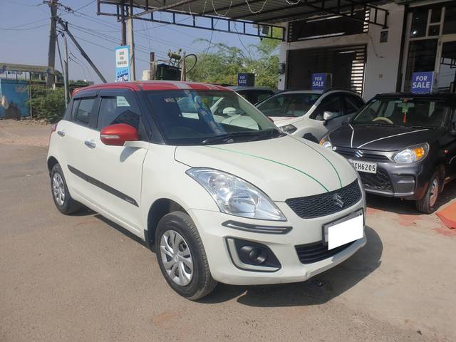 https://images10.gaadi.com/usedcar_image/4363138/original/processed_f080b5a6128ff62e3944e22647df4085.jpg?imwidth=6400