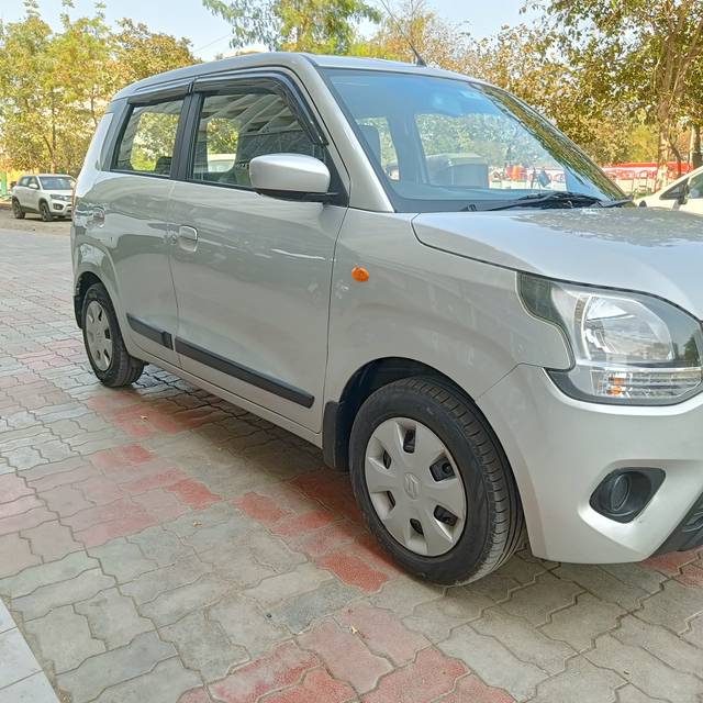 https://images10.gaadi.com/usedcar_image/4363168/original/59d0e54096663e36165950c6569233b1.jpg?imwidth=6400