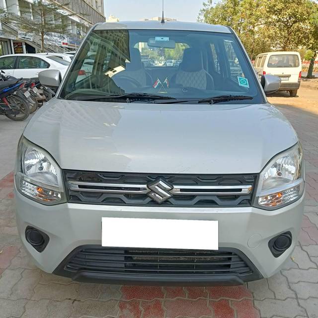 https://images10.gaadi.com/usedcar_image/4363168/original/processed_67ec274f9768557779cda36f18867b8e.jpg?imwidth=6402