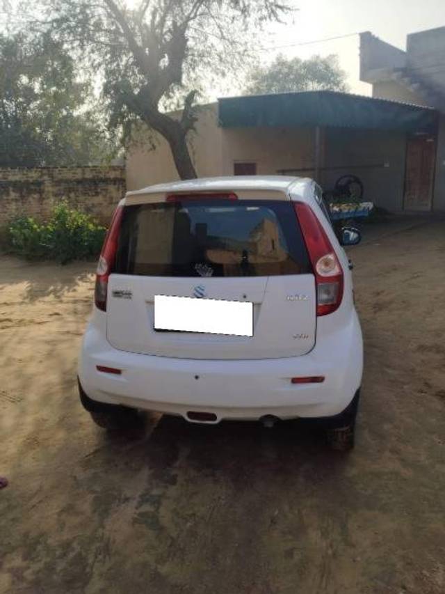 https://images10.gaadi.com/usedcar_image/4363170/original/processed_4637e4a3-75b7-4a8f-bddf-eb2065bb0fe8.jpg?imwidth=6401