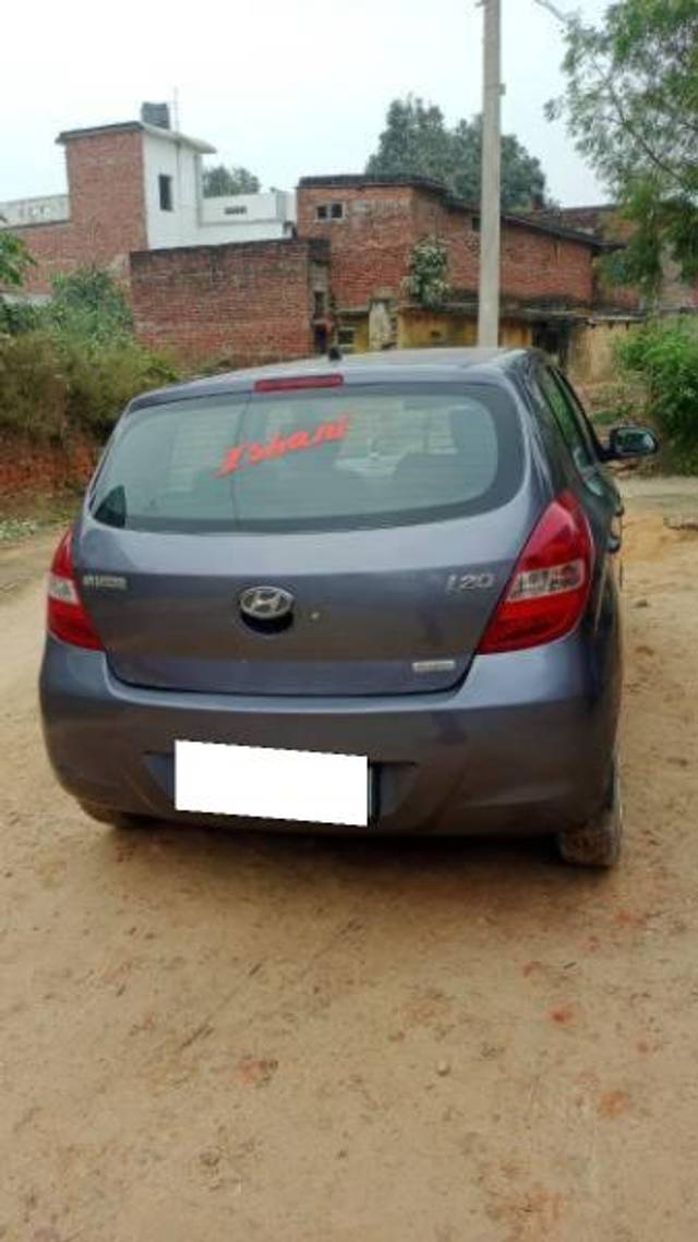 https://images10.gaadi.com/usedcar_image/4363285/original/processed_e7385b37-b4ad-4d9b-8b73-277a61409d82.jpg?imwidth=6400