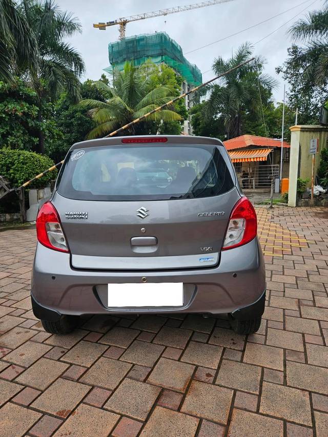 https://images10.gaadi.com/usedcar_image/4363577/original/processed_82fd0fd46e1fcceb4ea712246304598b.jpg?imwidth=6401