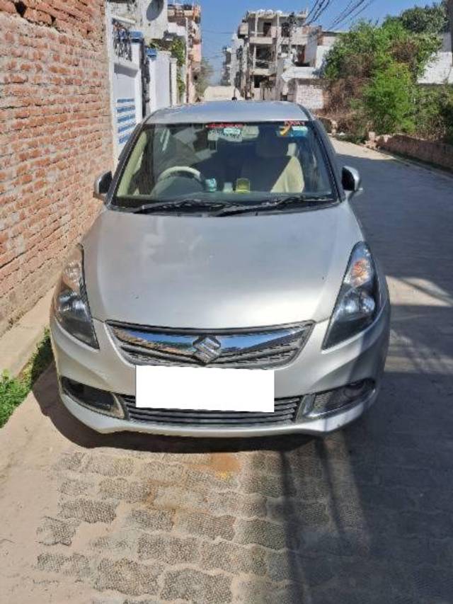 https://images10.gaadi.com/usedcar_image/4363578/original/processed_51232ad9-525a-4022-a871-5992acb20277.jpg?imwidth=6400