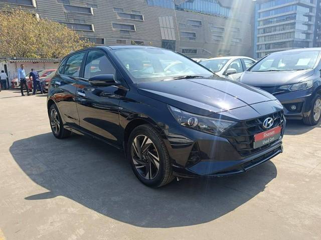 https://images10.gaadi.com/usedcar_image/4363661/original/processed_df20eaad-dce5-4a4b-a0f7-99208bdb3bac.jpg?imwidth=6400