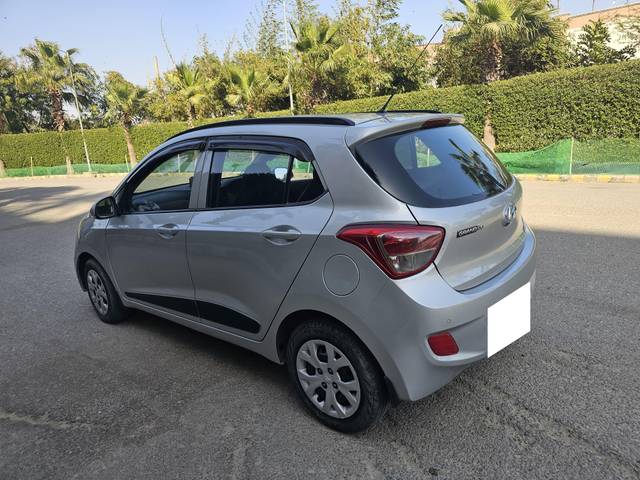 https://images10.gaadi.com/usedcar_image/4363697/original/processed_70e76dbf7cb4d9be7613a63023750eb0.jpg?imwidth=6401