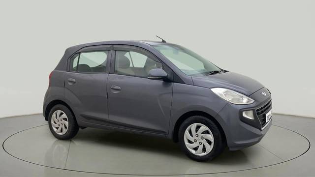 https://images10.gaadi.com/usedcar_image/4364019/original/d85cad3d5d177206635253506bf8c33b.jpg?imwidth=6400