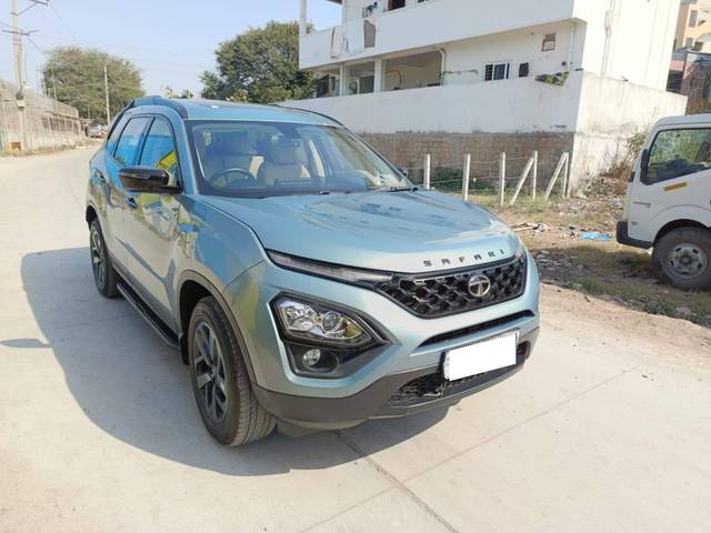 https://images10.gaadi.com/usedcar_image/4364077/original/processed_280f1893fece90f542178ed62e75ef4f.jpg?imwidth=6400