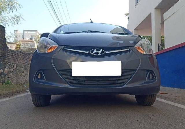 https://images10.gaadi.com/usedcar_image/4364142/original/processed_1ea629f55706e1b709b02ab8d5b4e721.jpg?imwidth=6402