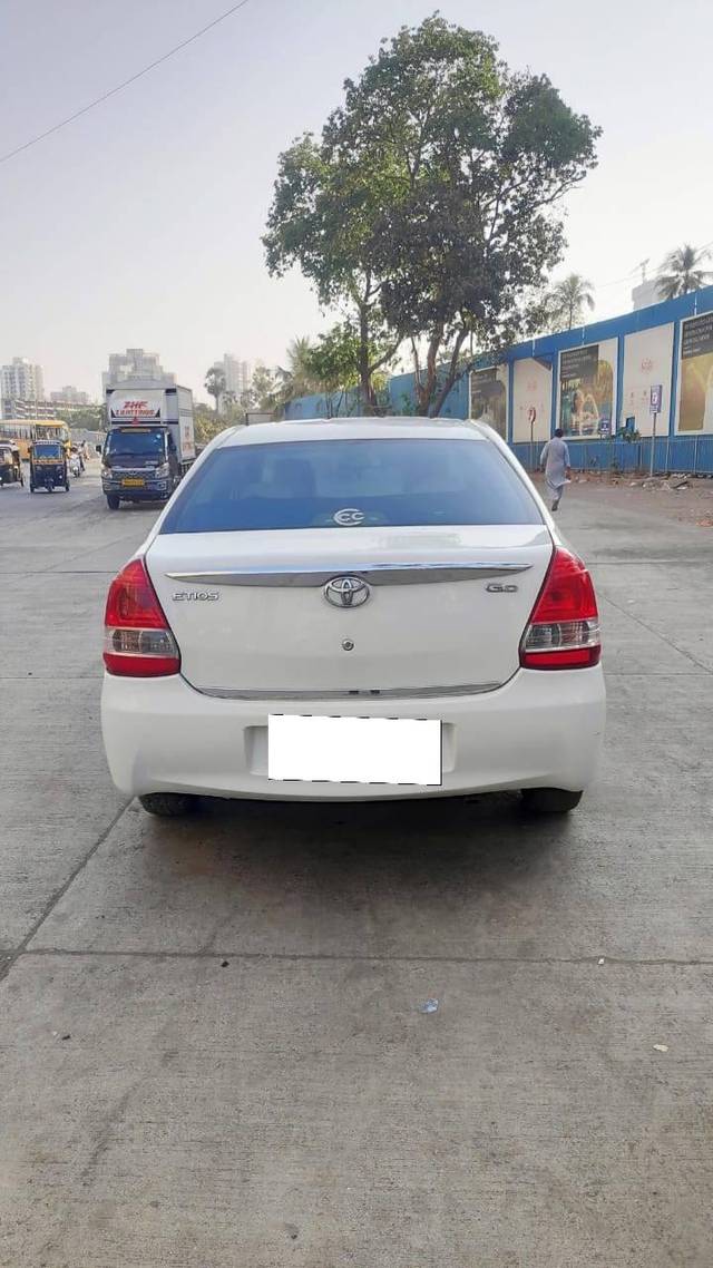 https://images10.gaadi.com/usedcar_image/4364161/original/processed_0ab1e37df9f33049df8fb3a9bdc686fa.jpg?imwidth=6401