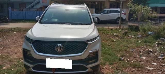 https://images10.gaadi.com/usedcar_image/4364306/original/processed_db60c866-736a-492d-8610-4867fd877784.jpeg?imwidth=6400