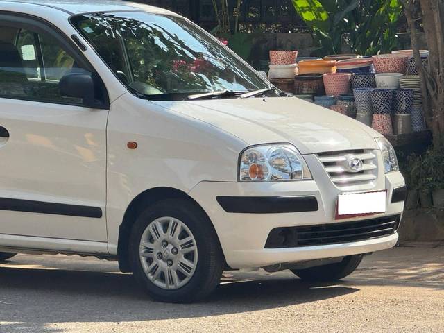 https://images10.gaadi.com/usedcar_image/4364402/original/processed_a2e89c701fb10423de1eef410fbb4a03.jpg?imwidth=6400