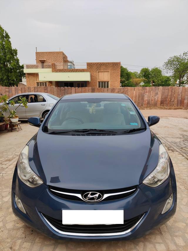 https://images10.gaadi.com/usedcar_image/4364417/original/processed_202310c8e94a9a6fcf75b8c99df84a3f.jpg?imwidth=6401