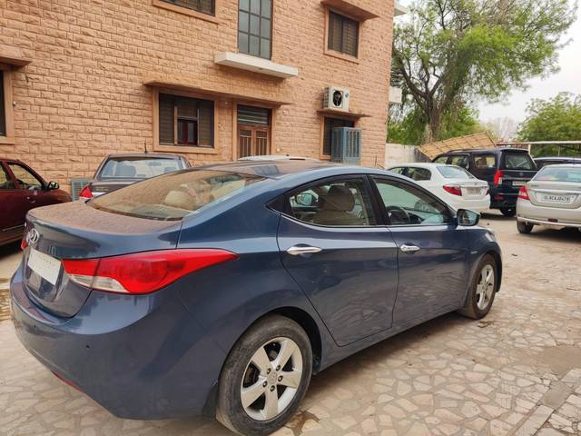 https://images10.gaadi.com/usedcar_image/4364417/original/processed_5272b07b80251ae21dd0811221f732cb.jpg?imwidth=6402