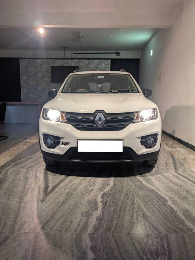 https://images10.gaadi.com/usedcar_image/4364538/original/processed_a27a4dcca8e7f61a5e7f9a7f175fe090.jpg?imwidth=6400