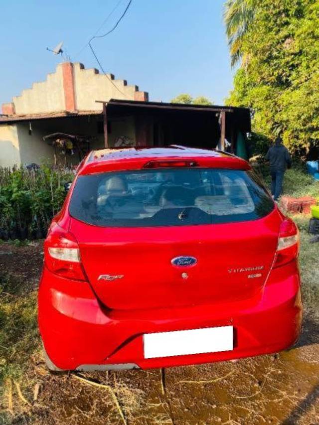 https://images10.gaadi.com/usedcar_image/4364593/original/processed_65d46362-9463-4792-ac31-8c0aee5d137c.jpg?imwidth=6401