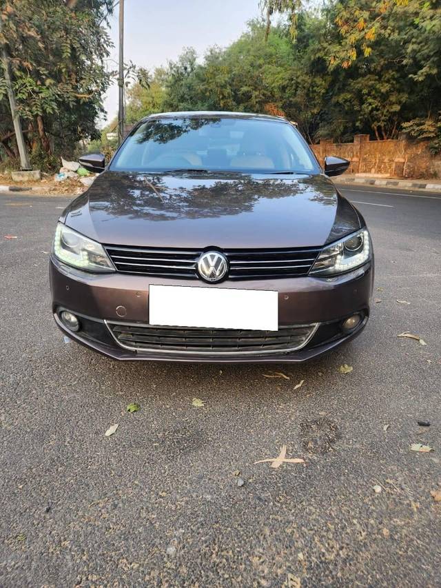 https://images10.gaadi.com/usedcar_image/4364601/original/processed_fa20b374058b102b446e7cc5a8bcabb9.jpeg?imwidth=6400