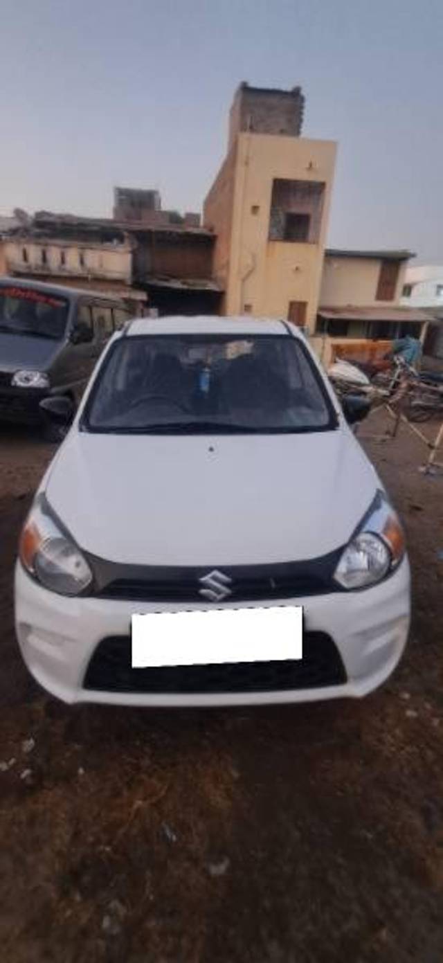 https://images10.gaadi.com/usedcar_image/4364931/original/processed_7613a688-0116-47b5-a4ea-4754d39e70df.jpg?imwidth=6400